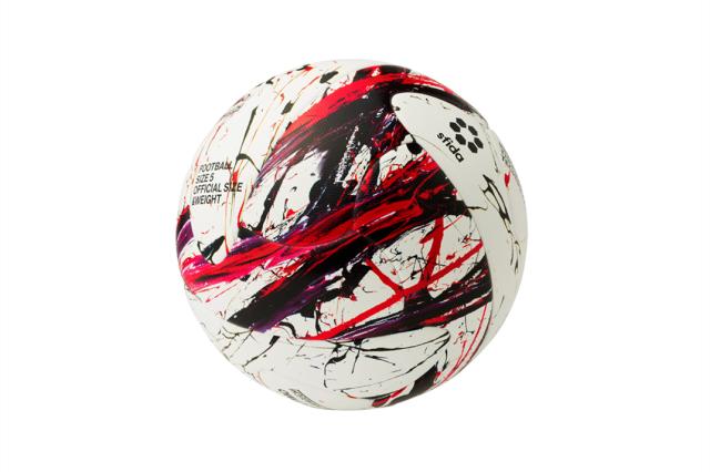 足球直播-东亚杯联席会确定比赛用球 国足将穿红色战袍抗韩